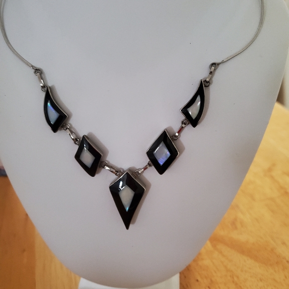 Jewelry set - Picture 3 of 3